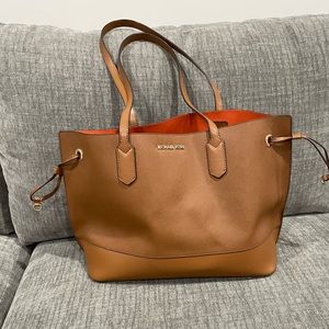 Michael Kors Tote